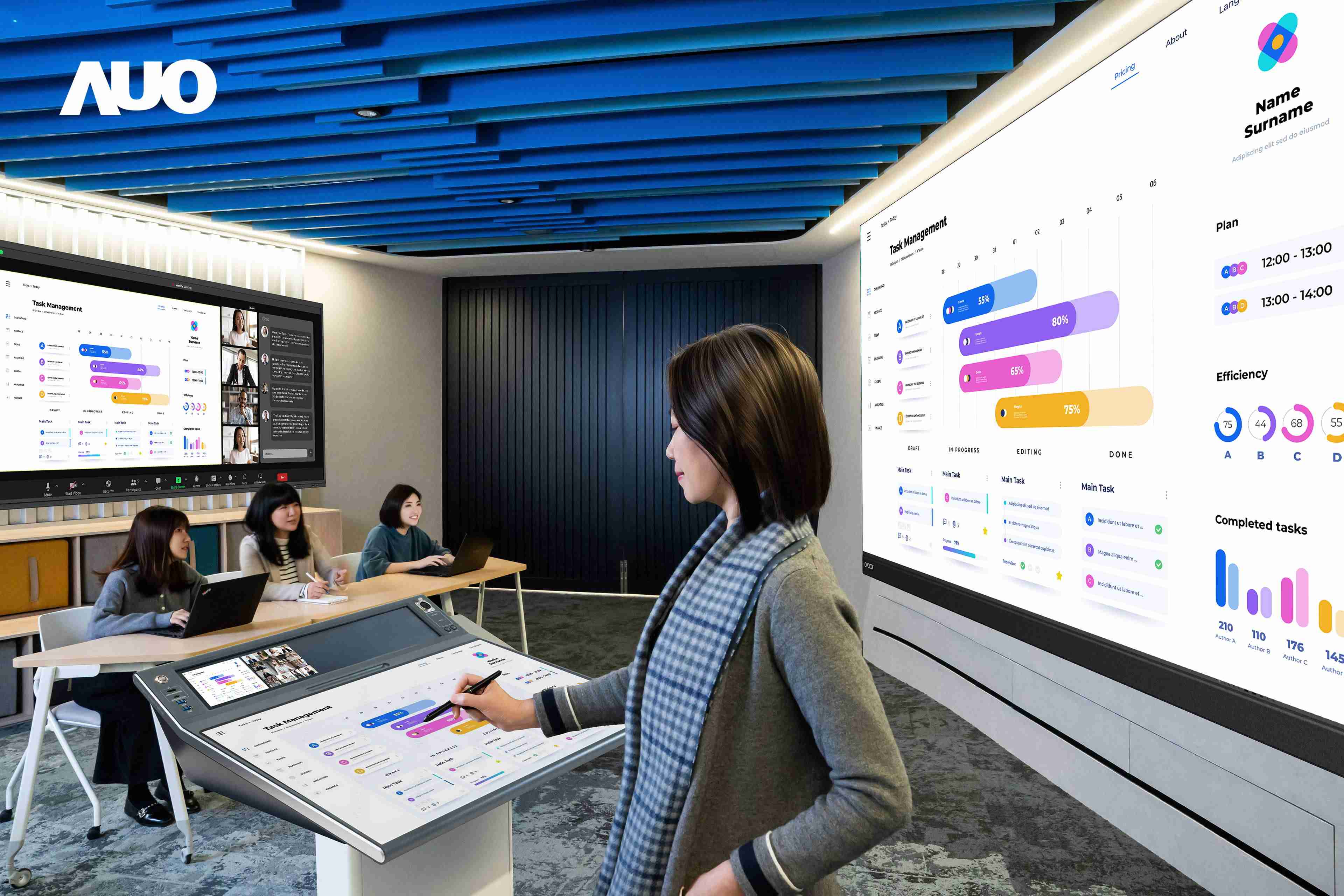 达擎携手Avocor与Rise Vision展示全方位商务领域应用，，包含采用模块化设计的138吋一体式All-in-One LED显示器及具21:9超宽比例的92吋交互式电子白板（IFPD），，讲者可轻松分享内容，，有效提升会议协作效率。。。